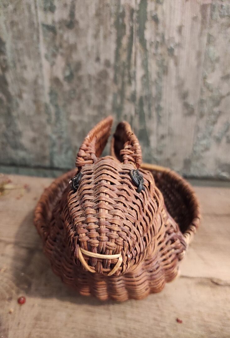 Vintage French basket, rabbit shaped