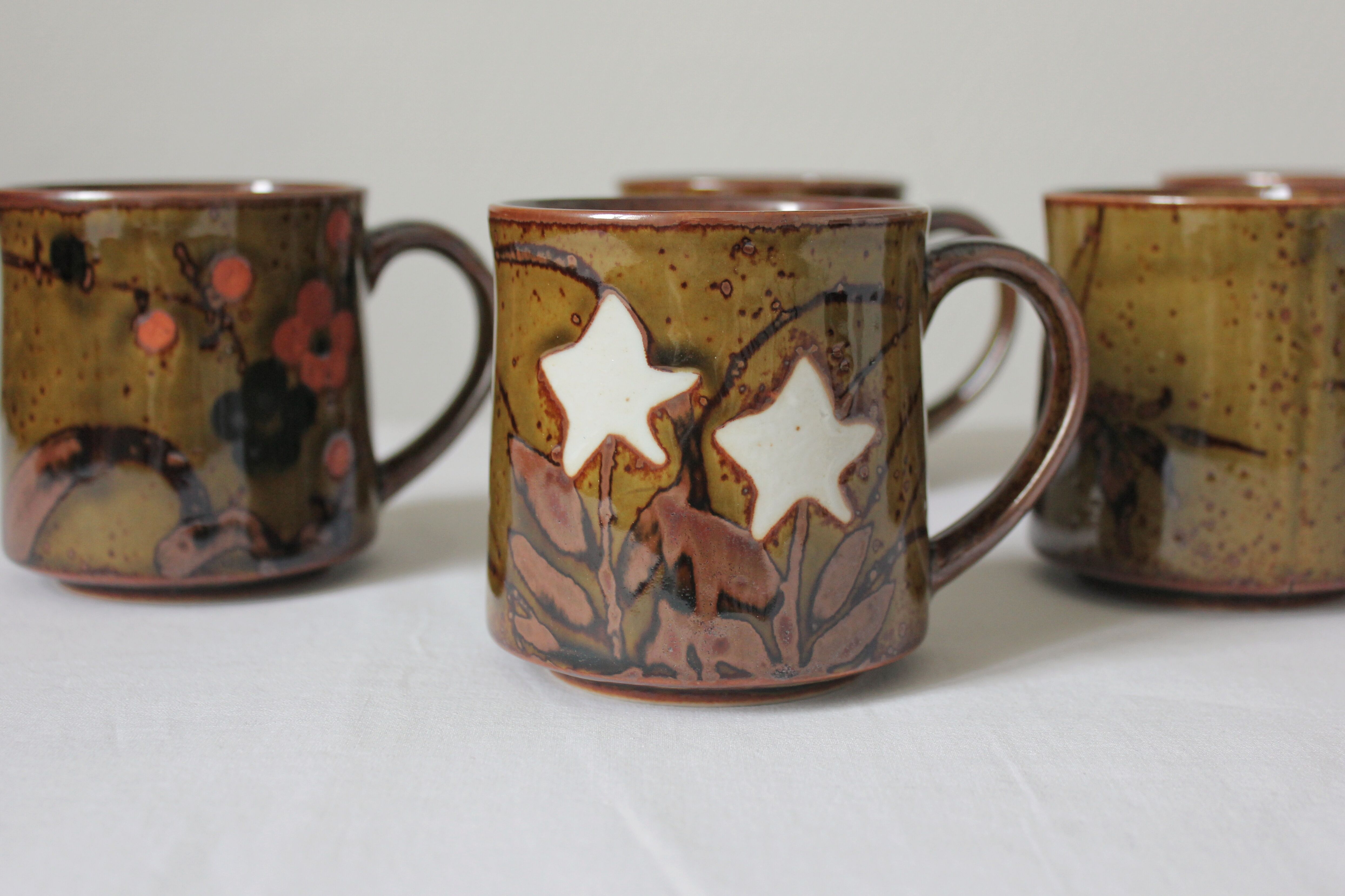 6 mugs en grès flambé vintage années 70