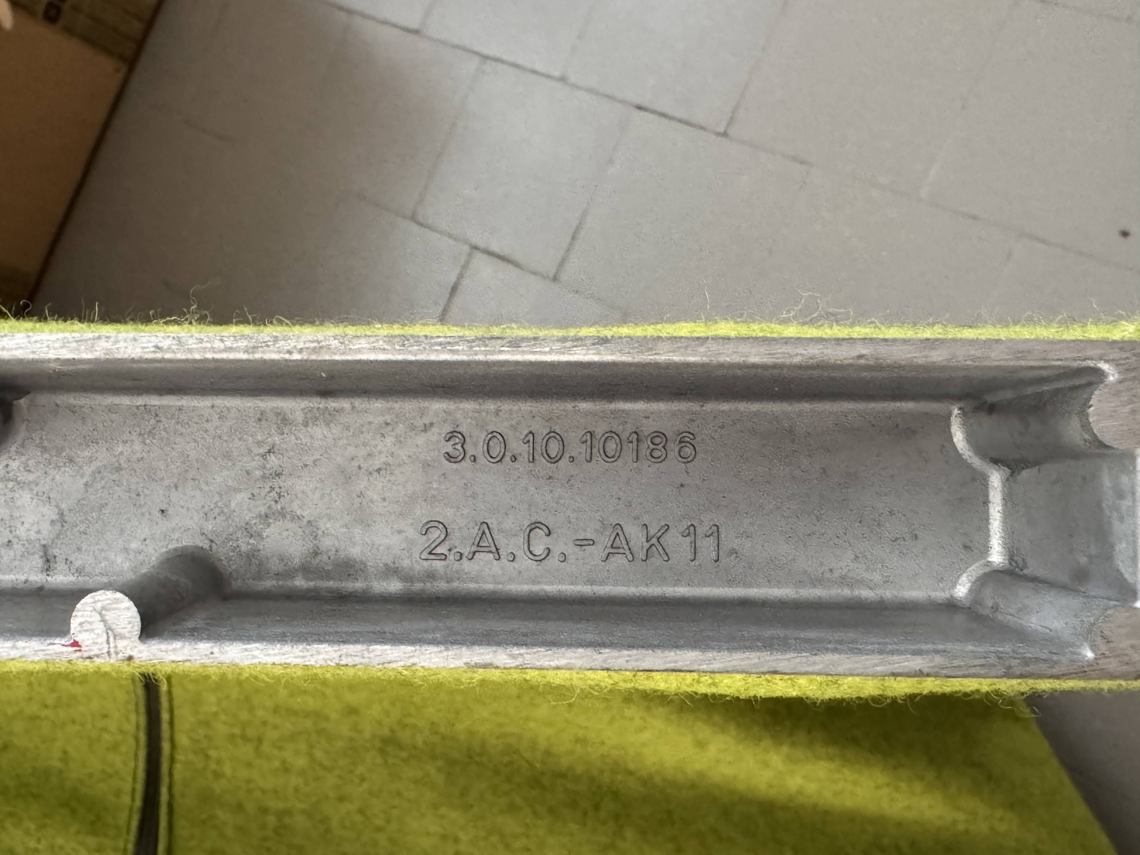 Giancarlo Piretti Alky Lounge Chairs in New Green Fabric, Set of 2