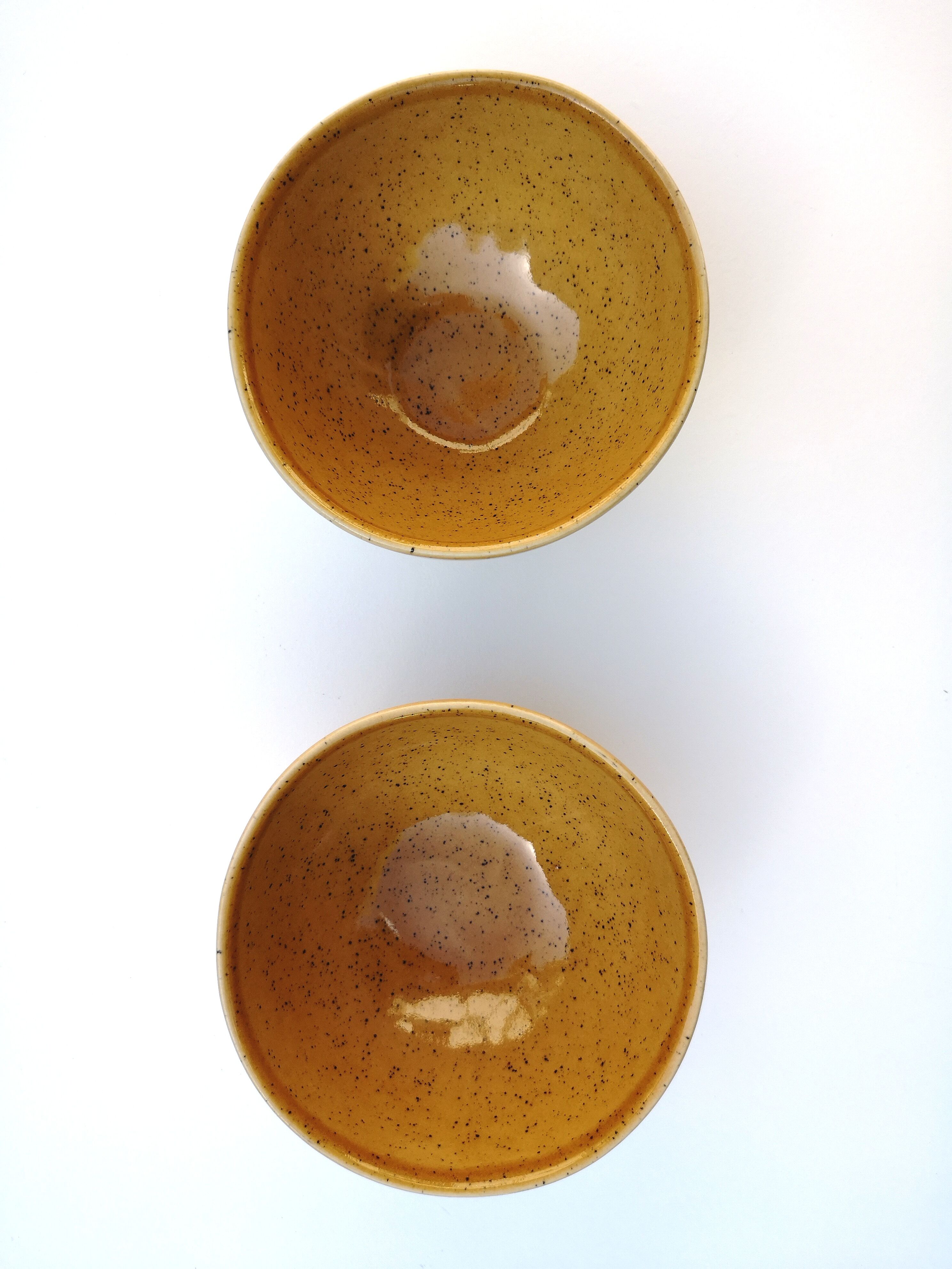 Vintage bowls in glazed stoneware
