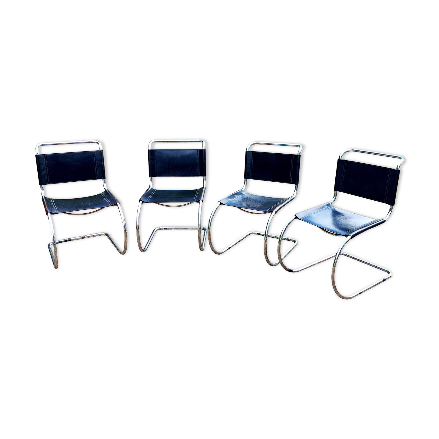 Lot de 4 chaises design Mies Van Der Rohe, édition années 80