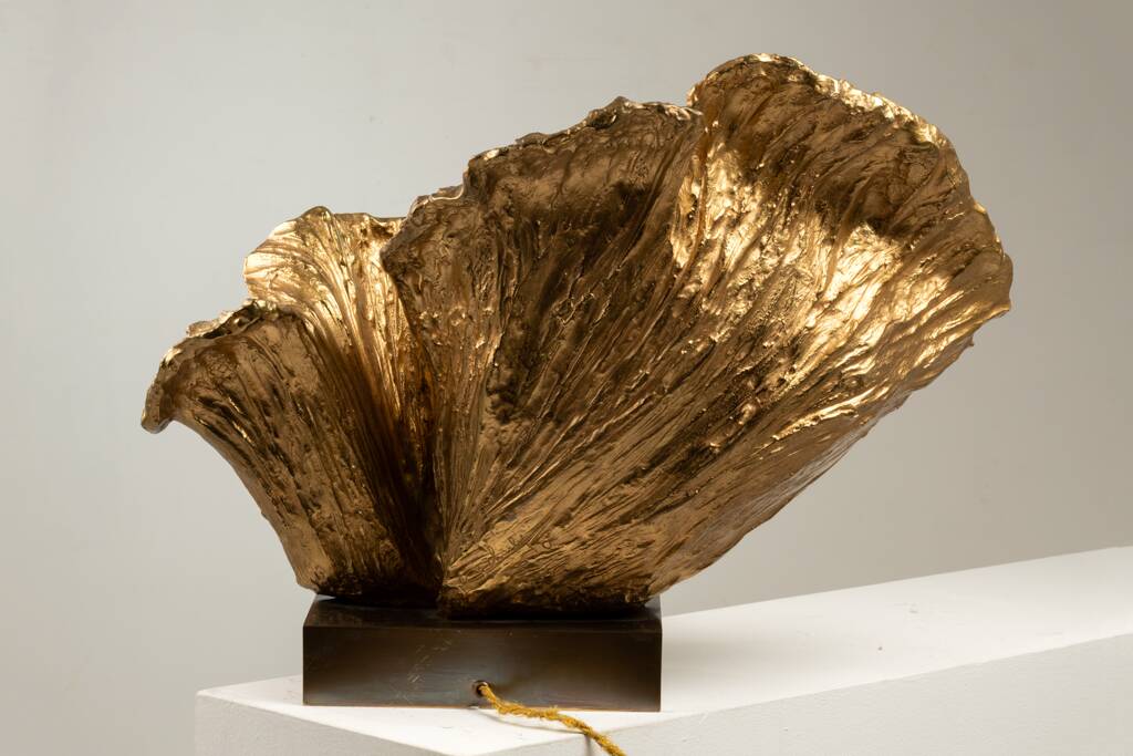 Lampe en bronze doré signée Chrystiane Charles, pour Maison Charles