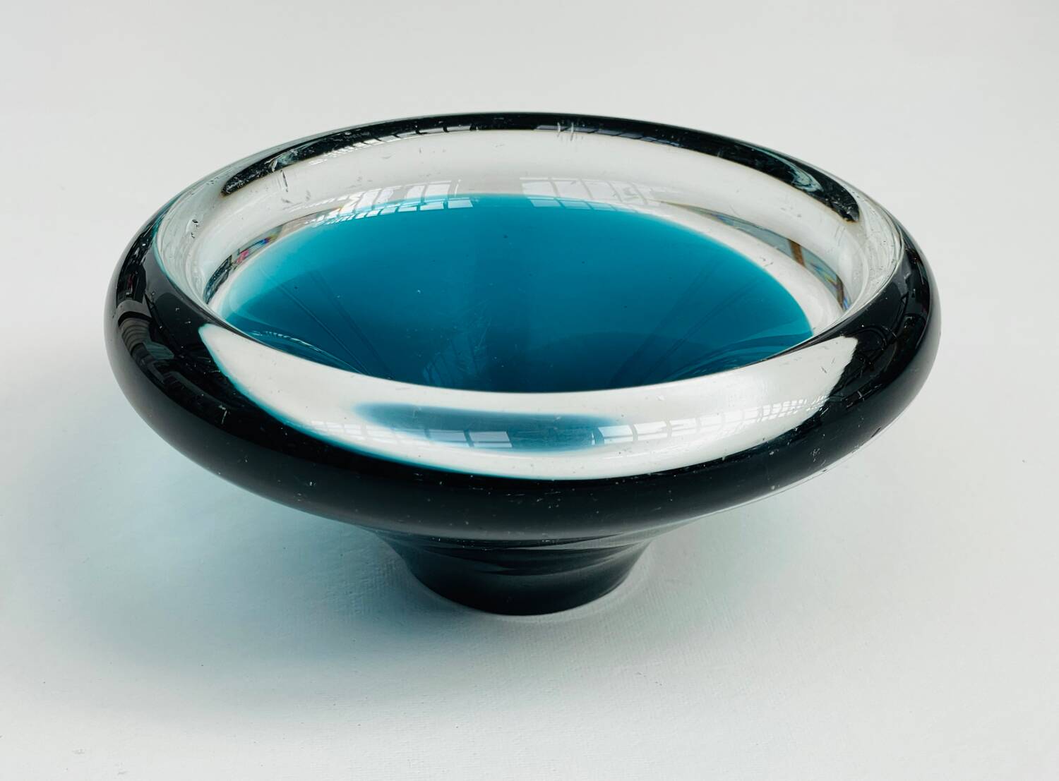 Scandinavian blue sommerso glass catchall – vintage design from the 1960s.