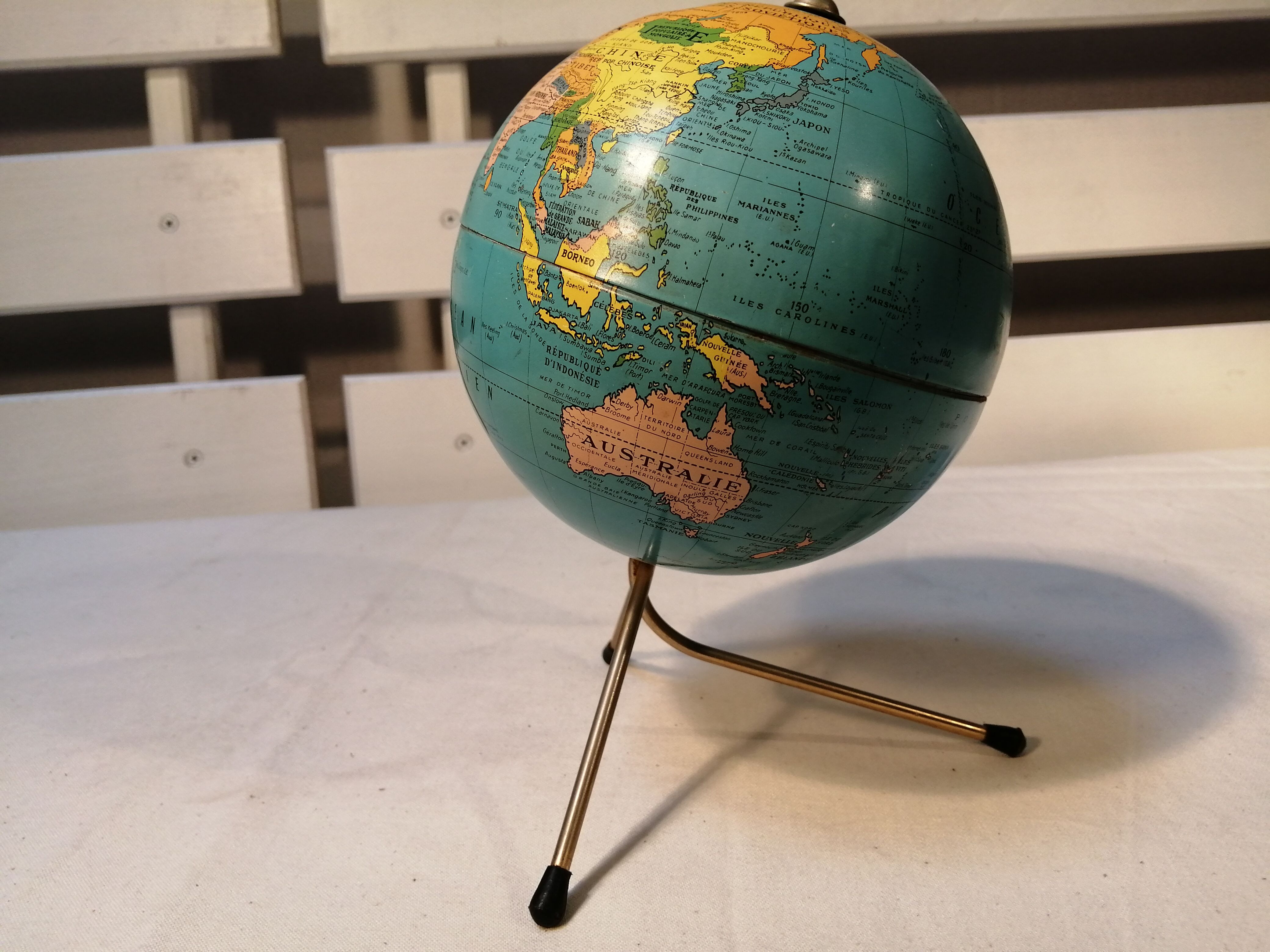 Taride vintage globe, 1940