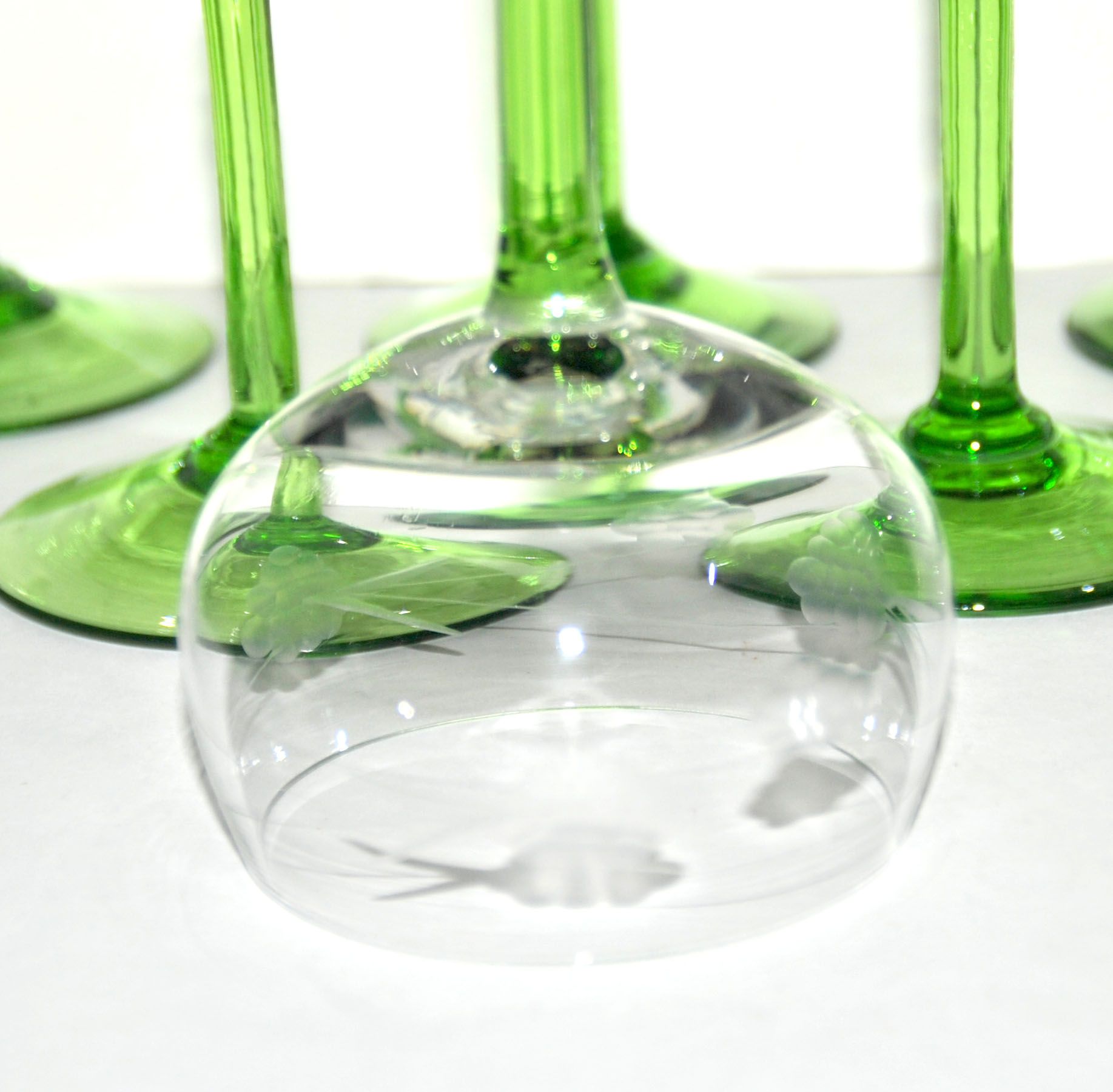 Series of 6 glasses of white wine Alsace Roemer