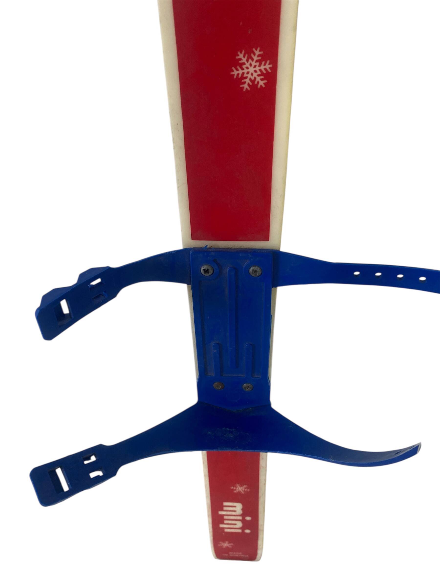 Vintage 80s junior/child ski pair