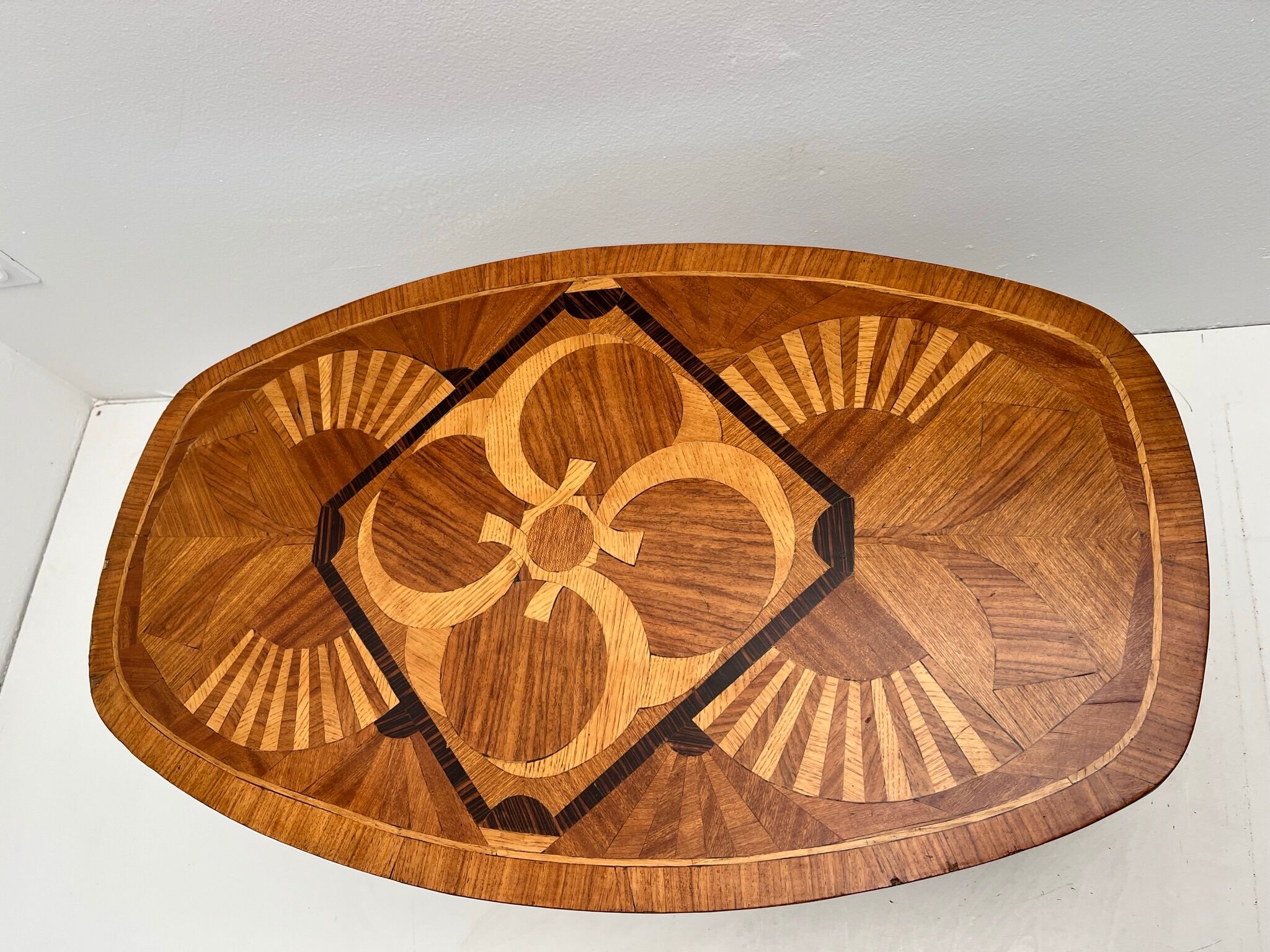 Oval coffee table imitation Galé 70s