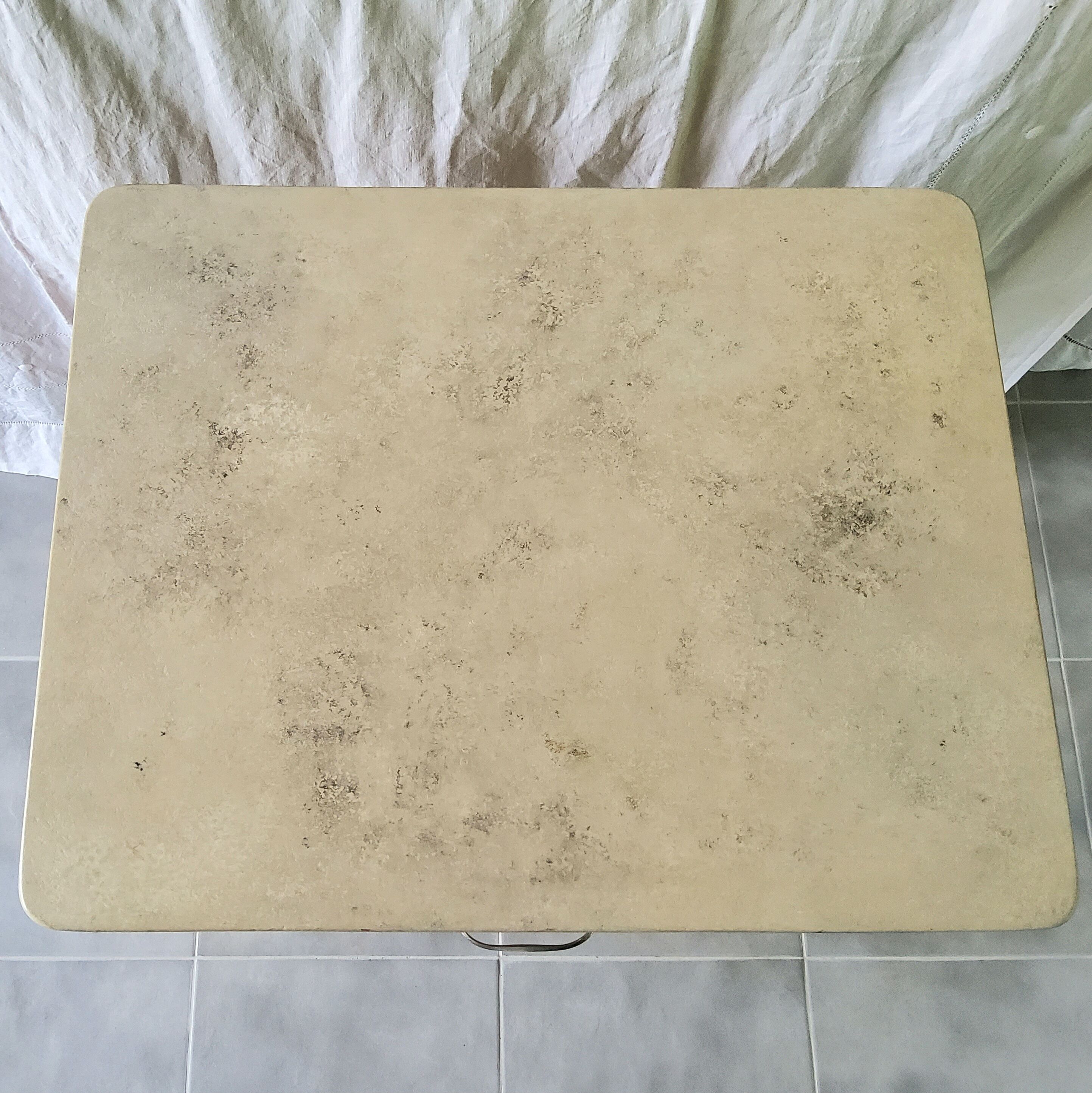 Vintage kitchen service