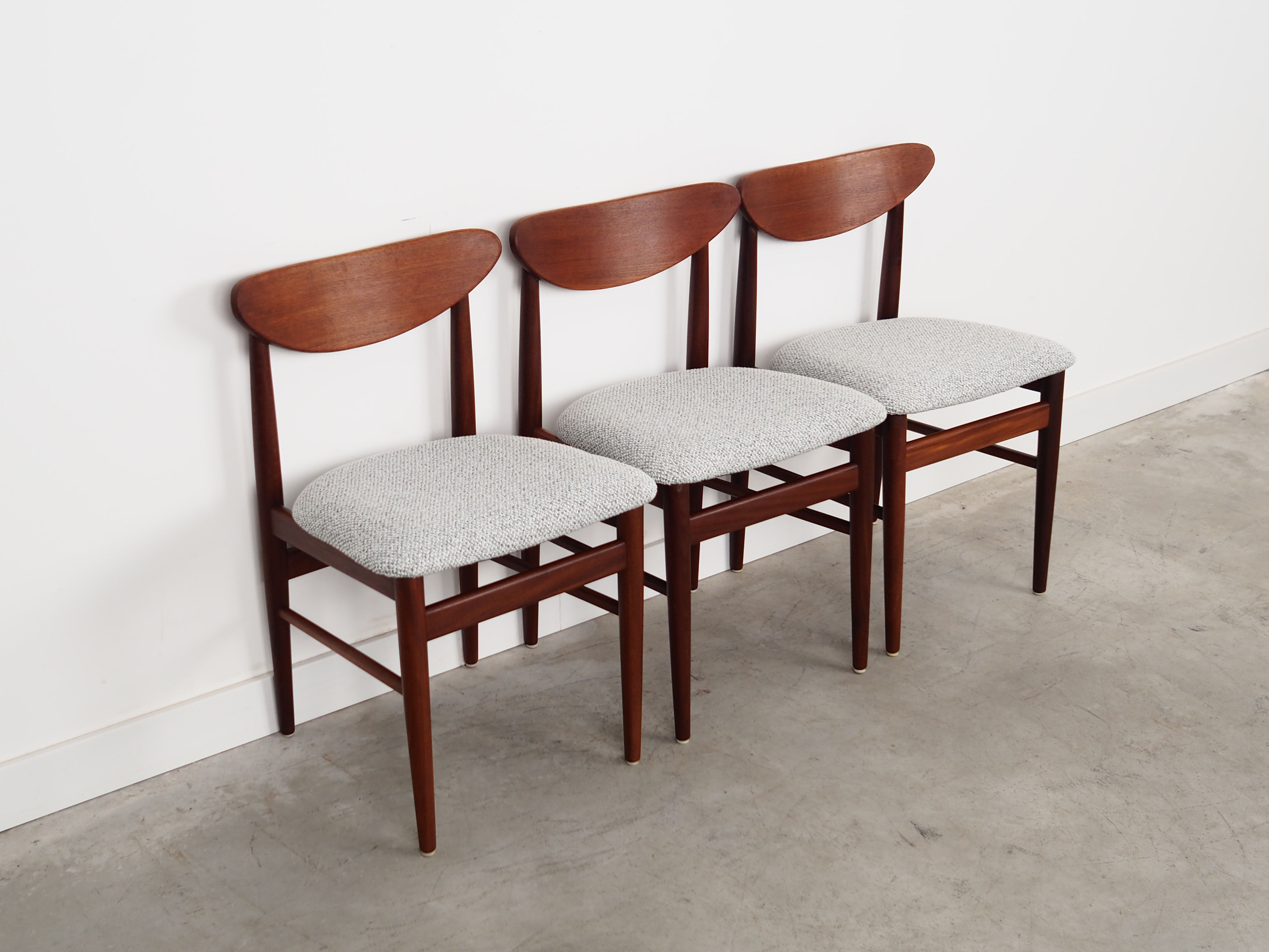 Set of three teak chairs, danish design, 1970s
