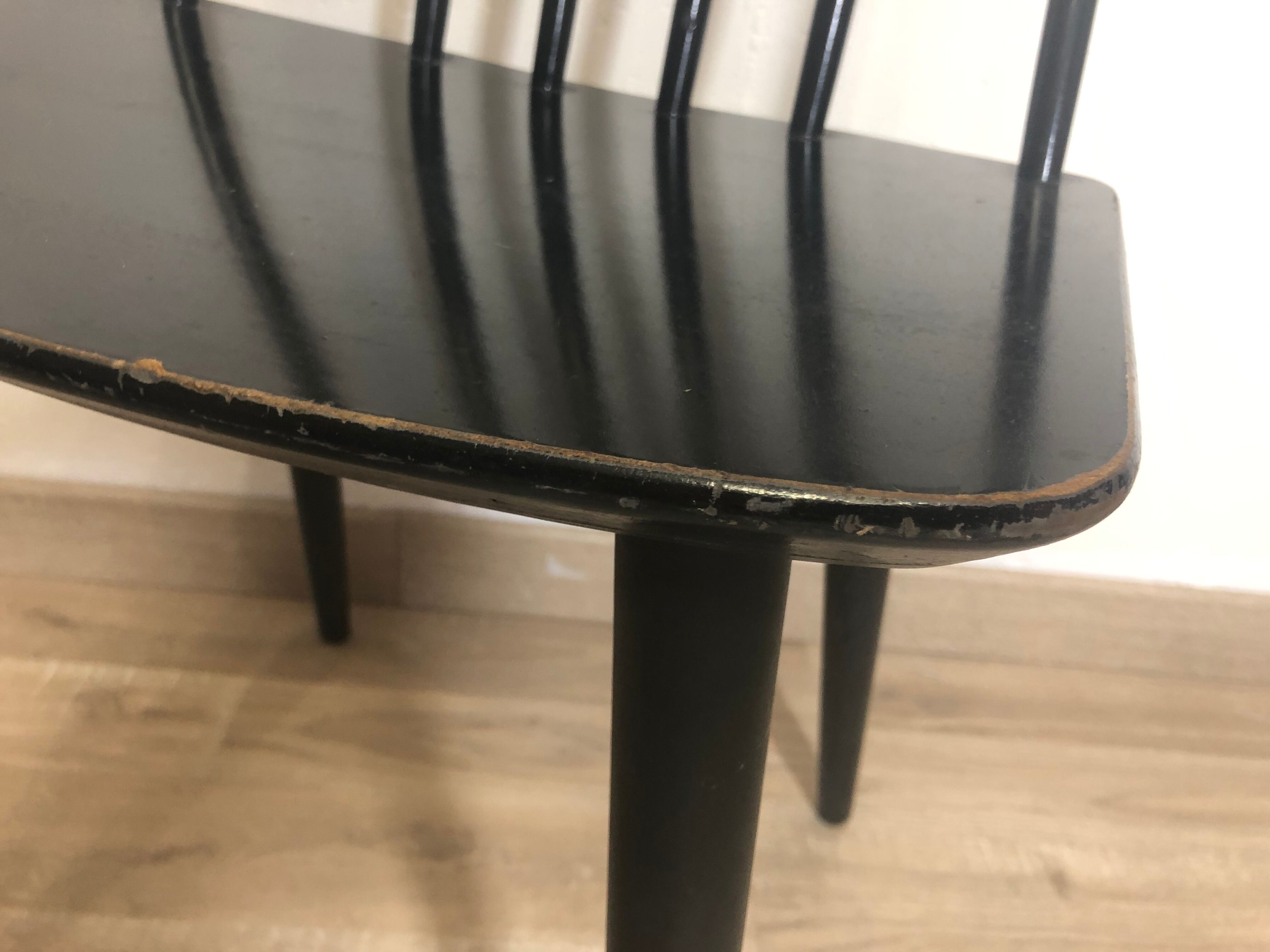 Scandinavian chairs model Stick Back