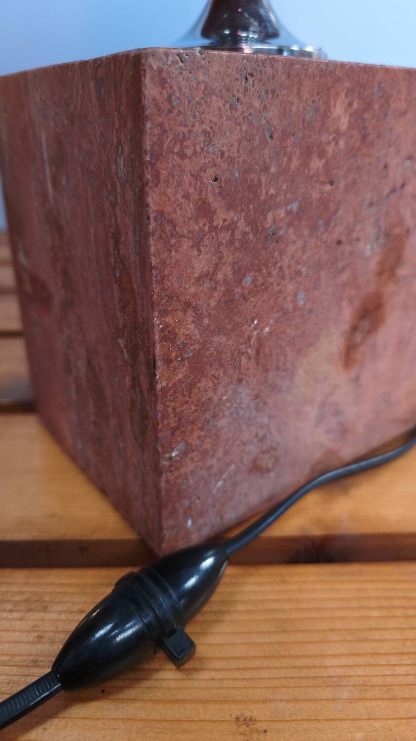 Lampe à poser en marbre rouge - style Barbier 1970