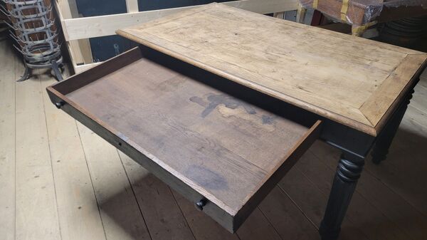 Bureau de notaire louis Philippe en chêne époque 1900 -1m49