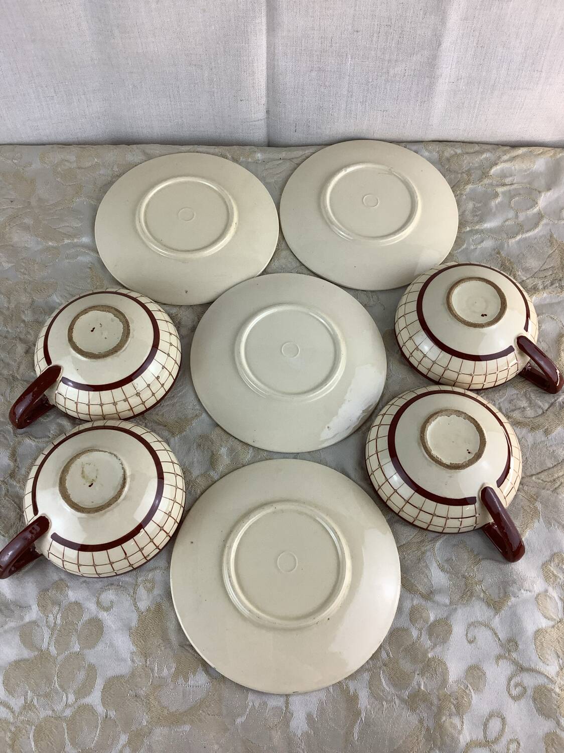 Longchamp Antique Cups & Saucers
