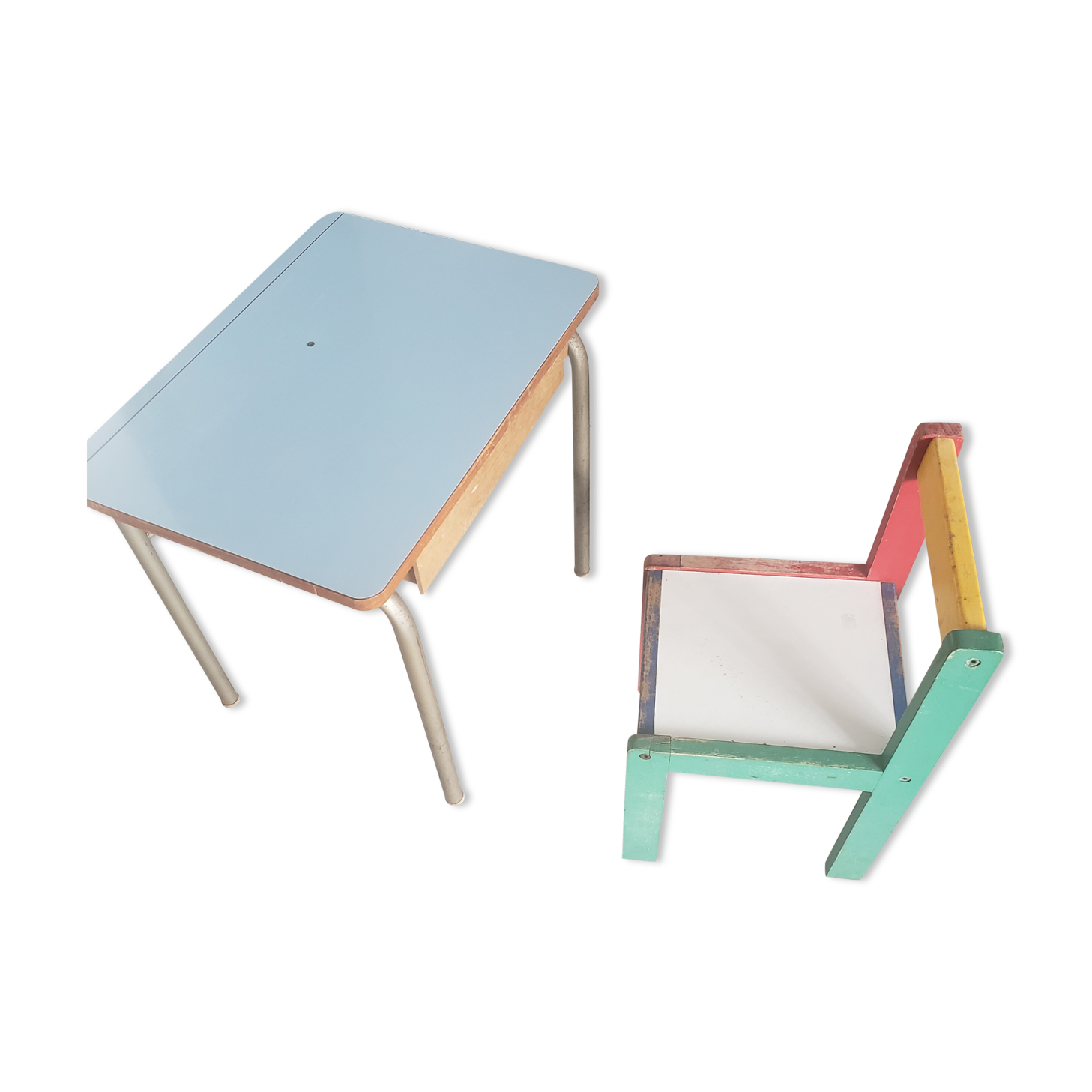 School desk and its chair in wood and formica