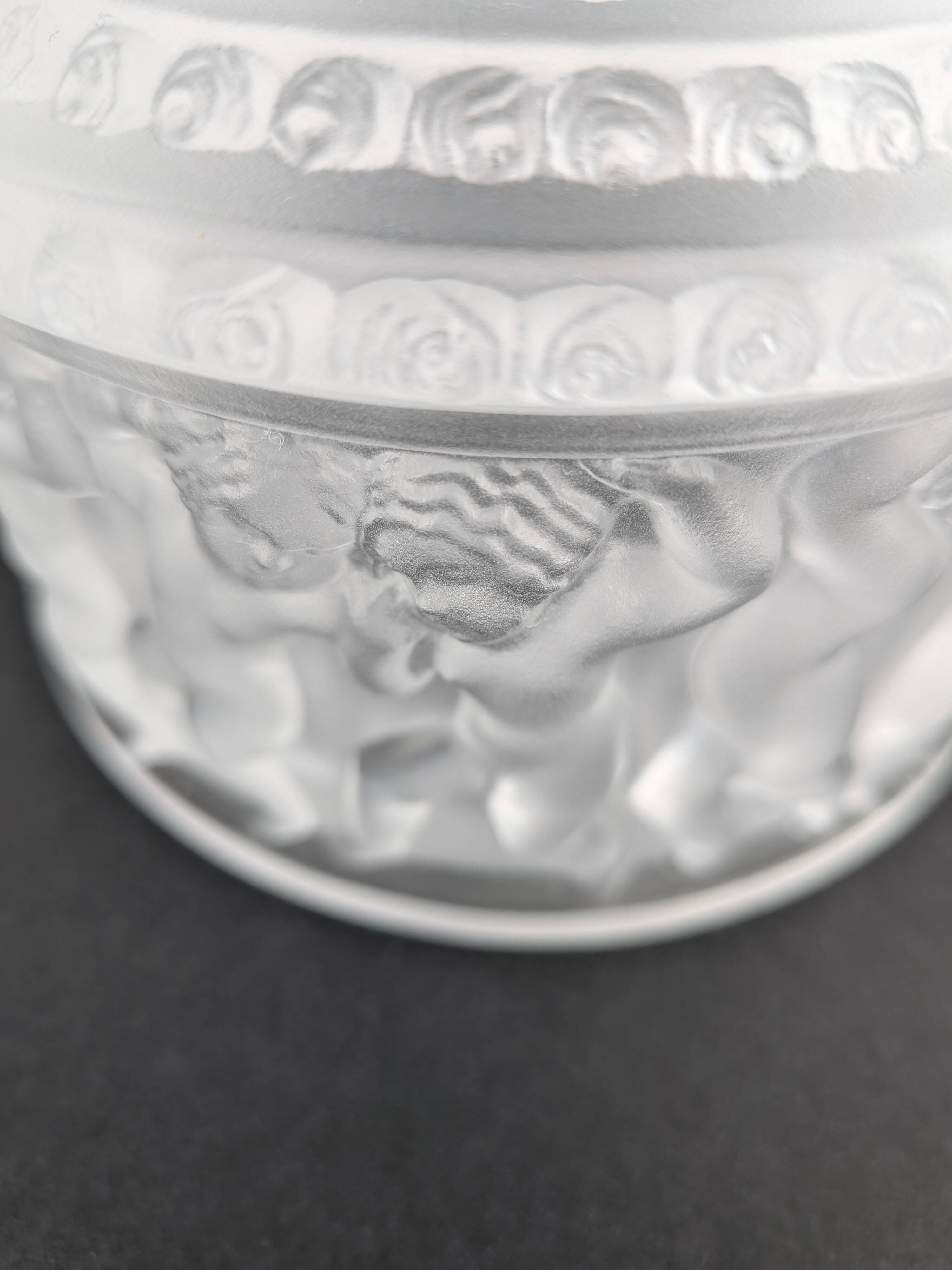 Lalique crystal box modelled as "Les Enfants".