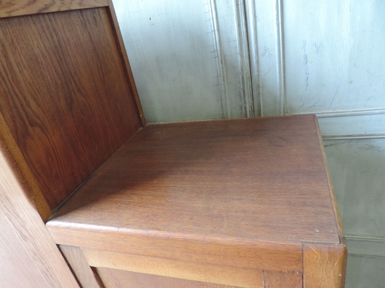 Asymmetrical parisian wardrobe