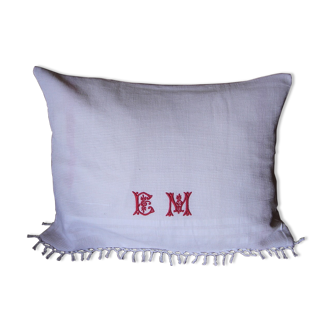 Coussin nid d'abeille blanc Monogrammes fleuris rouges E M Franges