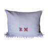 Coussin nid d'abeille blanc Monogrammes fleuris rouges E M Franges