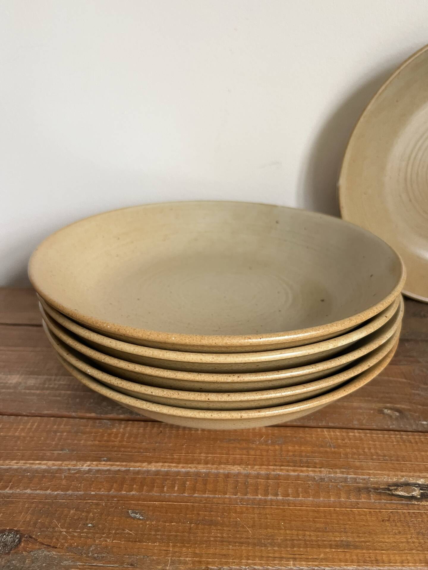 6 deep plates in stoneware