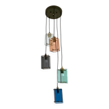 Lustre suspendu en laiton et verre coloré à cinq lampes