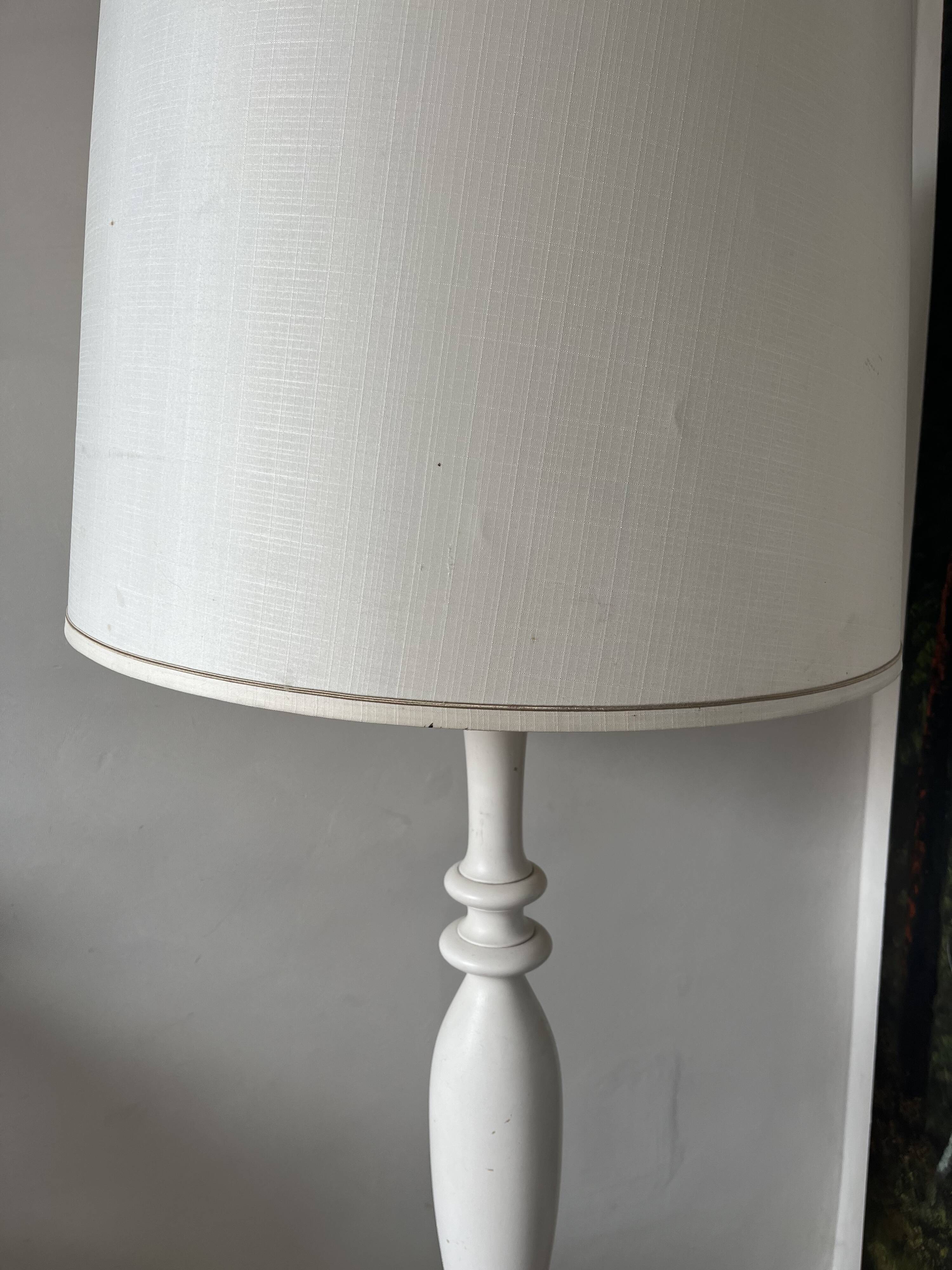 Vintage white wooden floor lamp