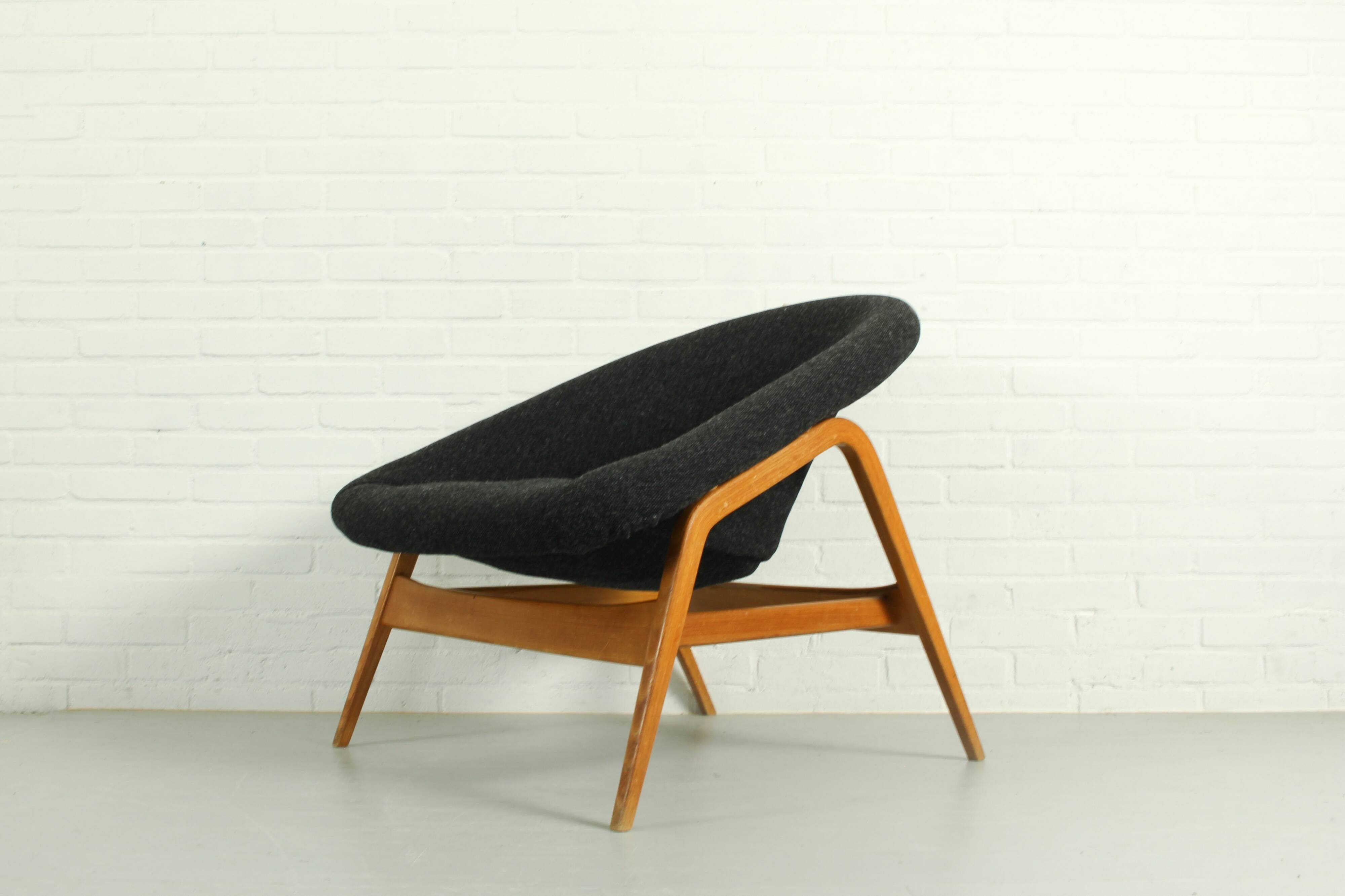 Hartmut Lohmeyer for Artifort lounge chair Model 118 'Columbus', The Netherlands 1955