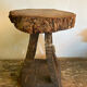 Tabouret brutaliste de chalet 