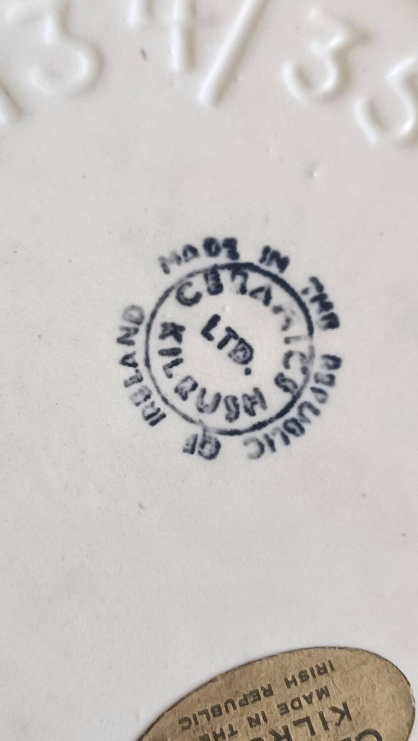 Vintage Kelrush ceramic vase