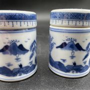 Elegant table set, Chinese porcelain, blue and white, condiments.