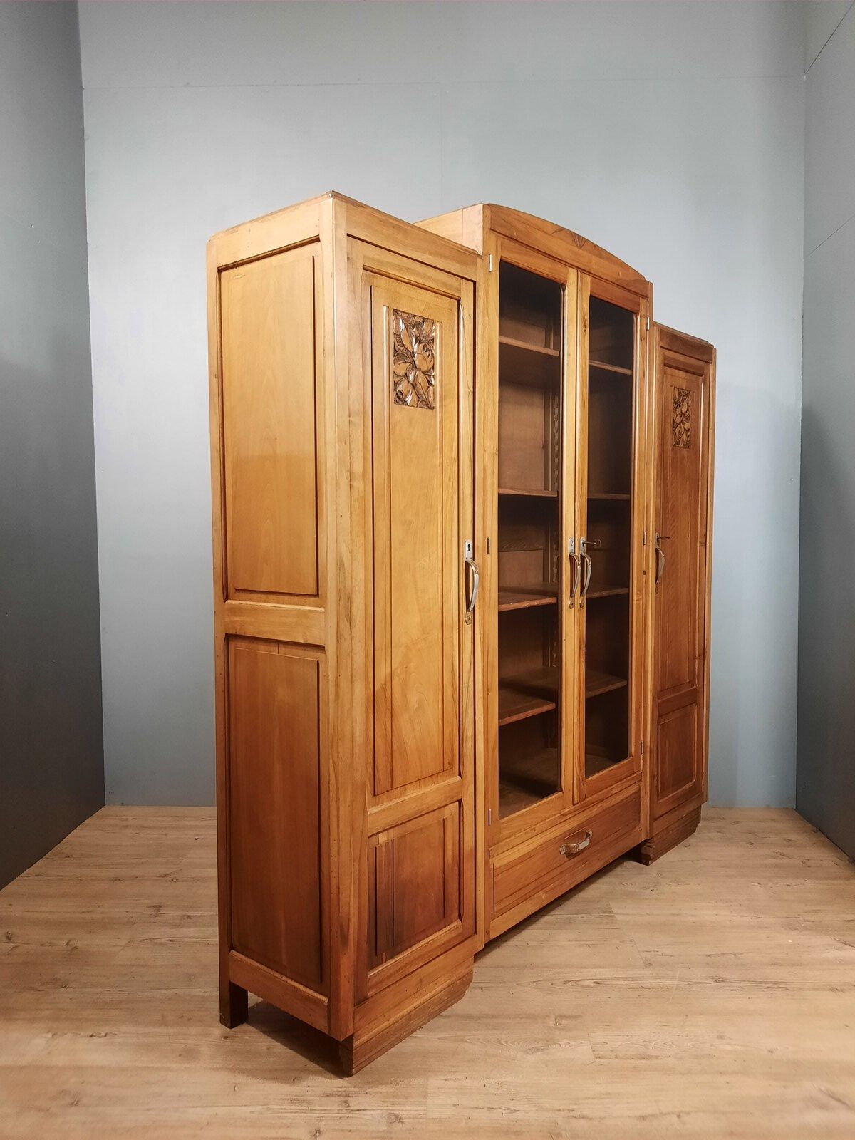 Art Deco style library