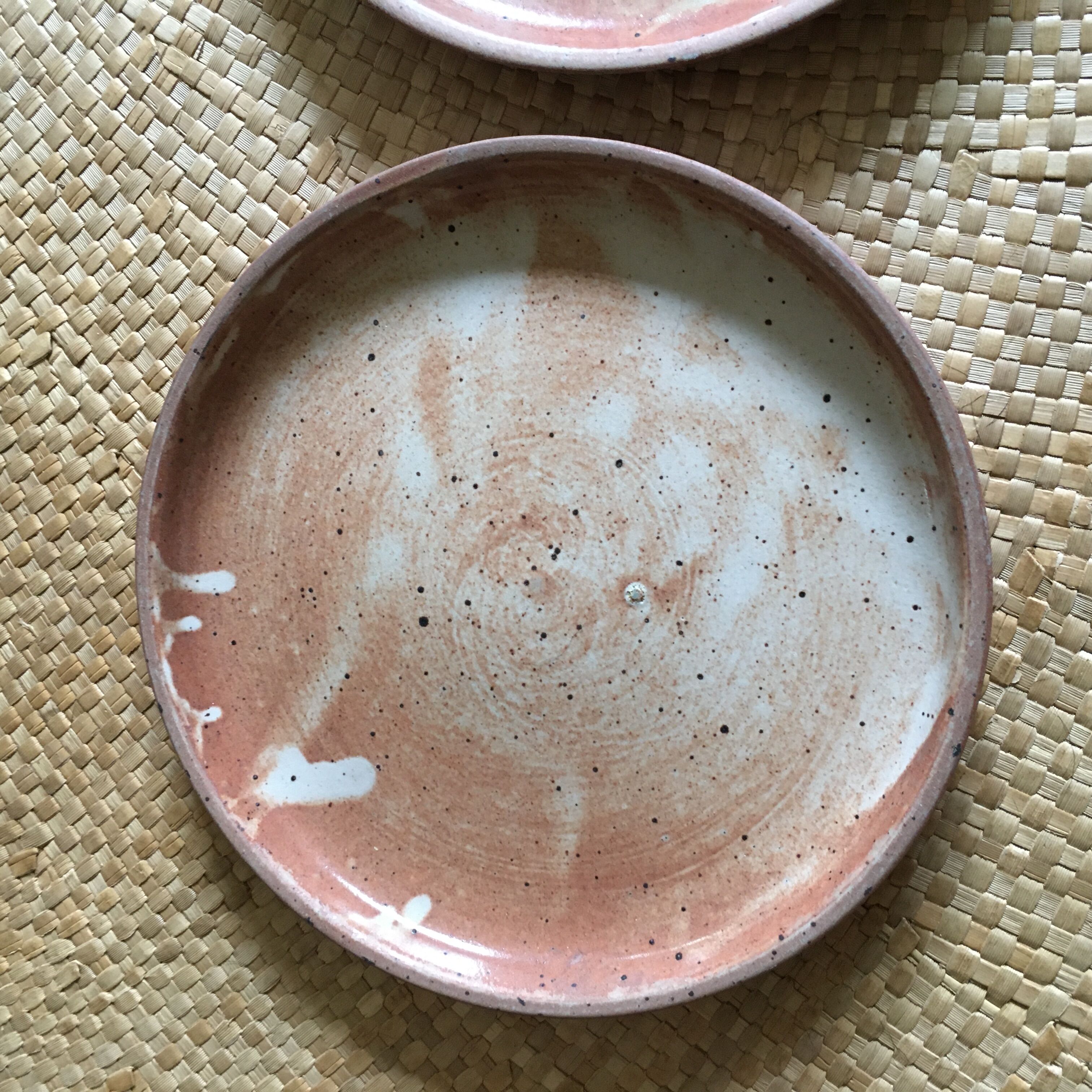 Series of 8 flat sandstone plates