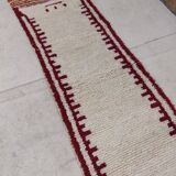 Handmade moroccan berber rug 317 x 80 cm
