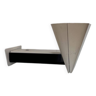 Vintage modernist wall lamp, cream and black lacquered metal, Italy 1970s