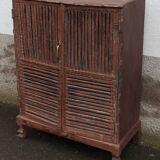 Wardrobe/side cabinet with mesh doors