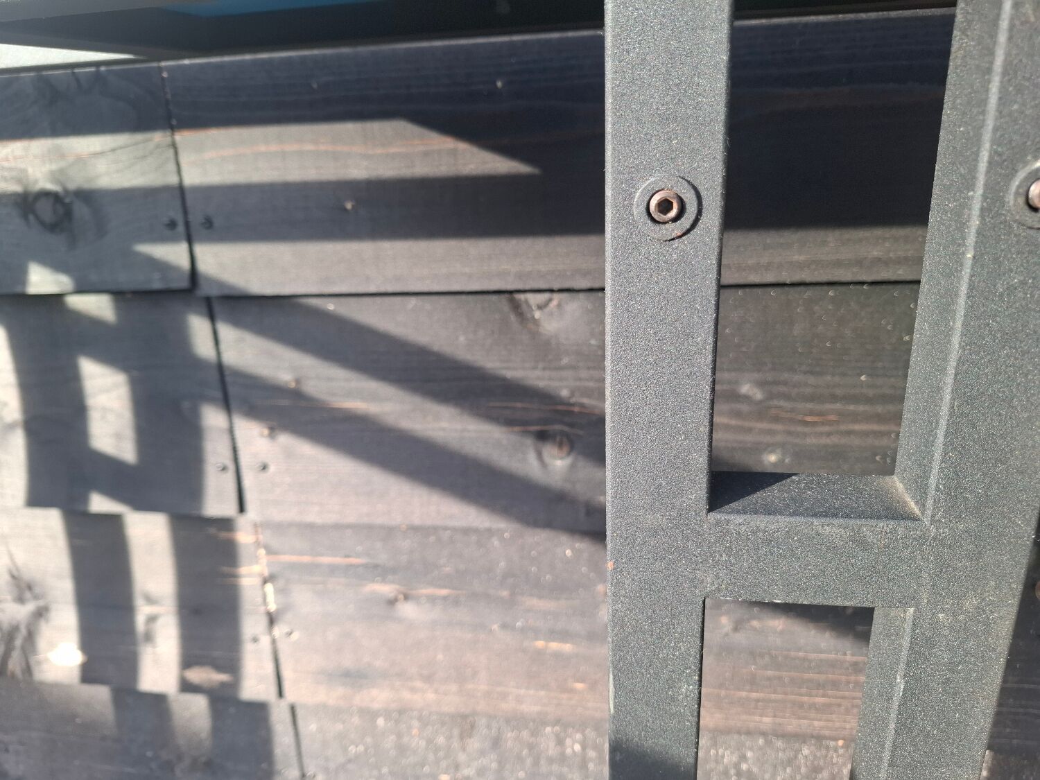 Vintage postmodern dinertable