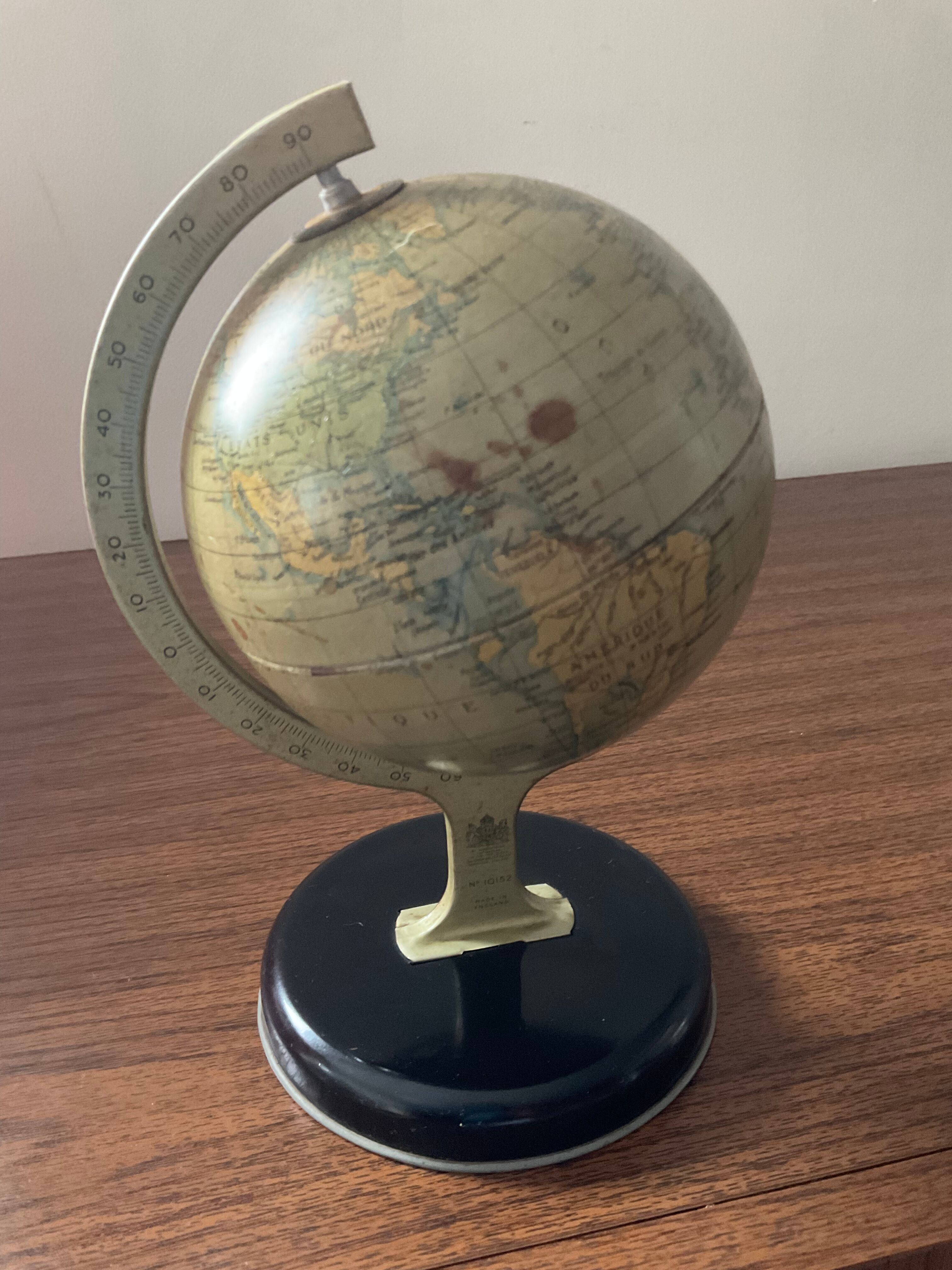 Vintage metal world map 60s-70s