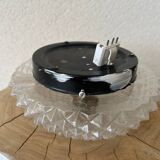 Diamond-point ceiling light in molded glass