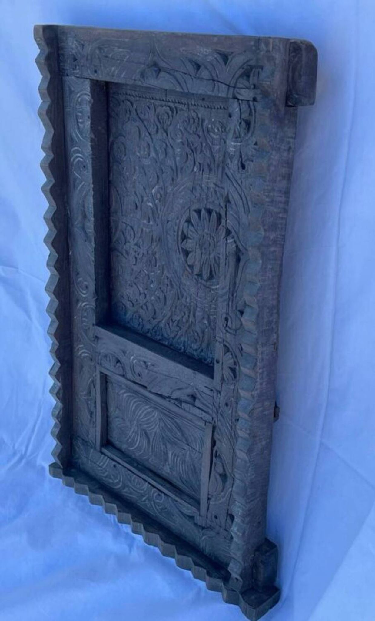 Himalayan Chalais Gate