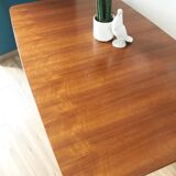 Scandinavian table