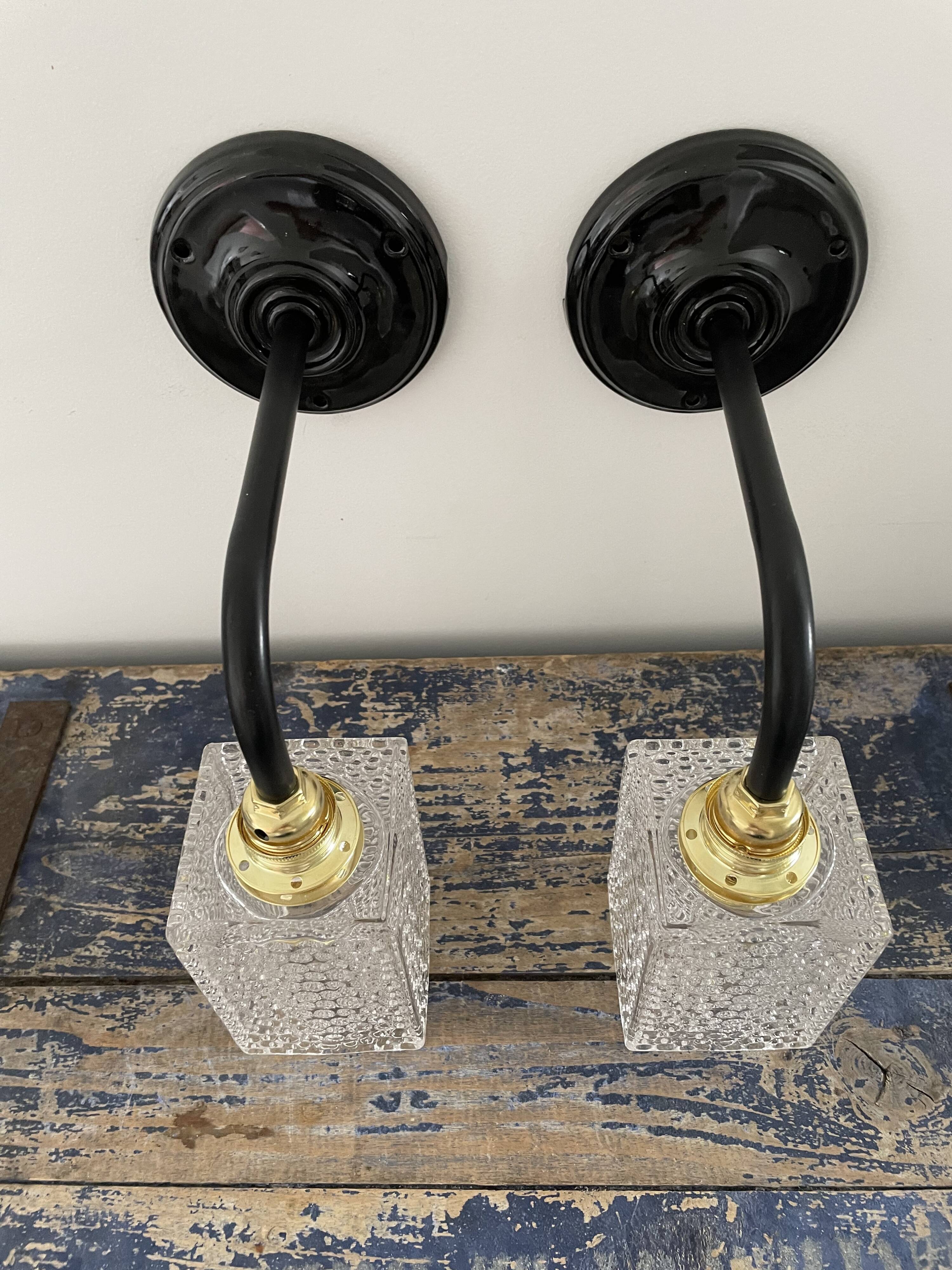 Pair of vintage sconces in electrified electrified glass to nine