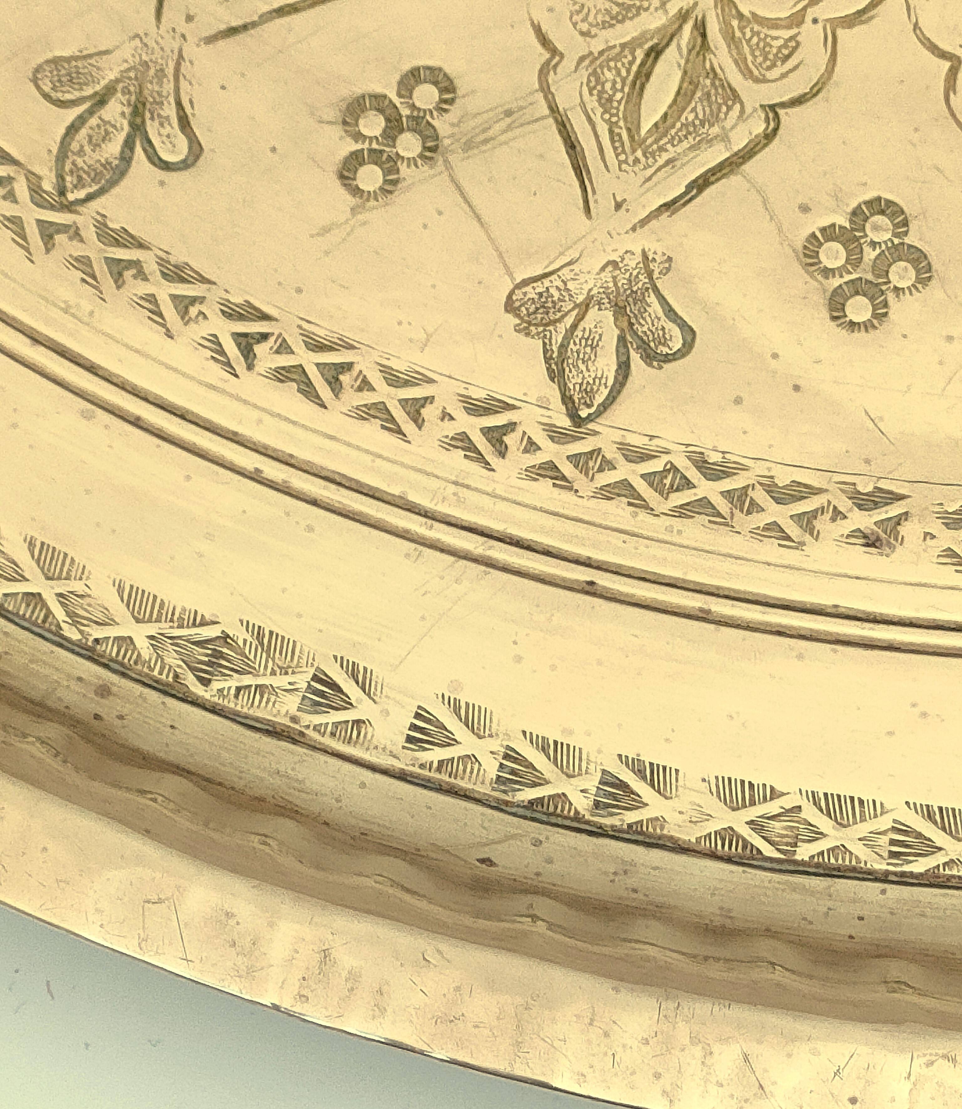 Moroccan brass tray from the 40s, diameter 41 cm