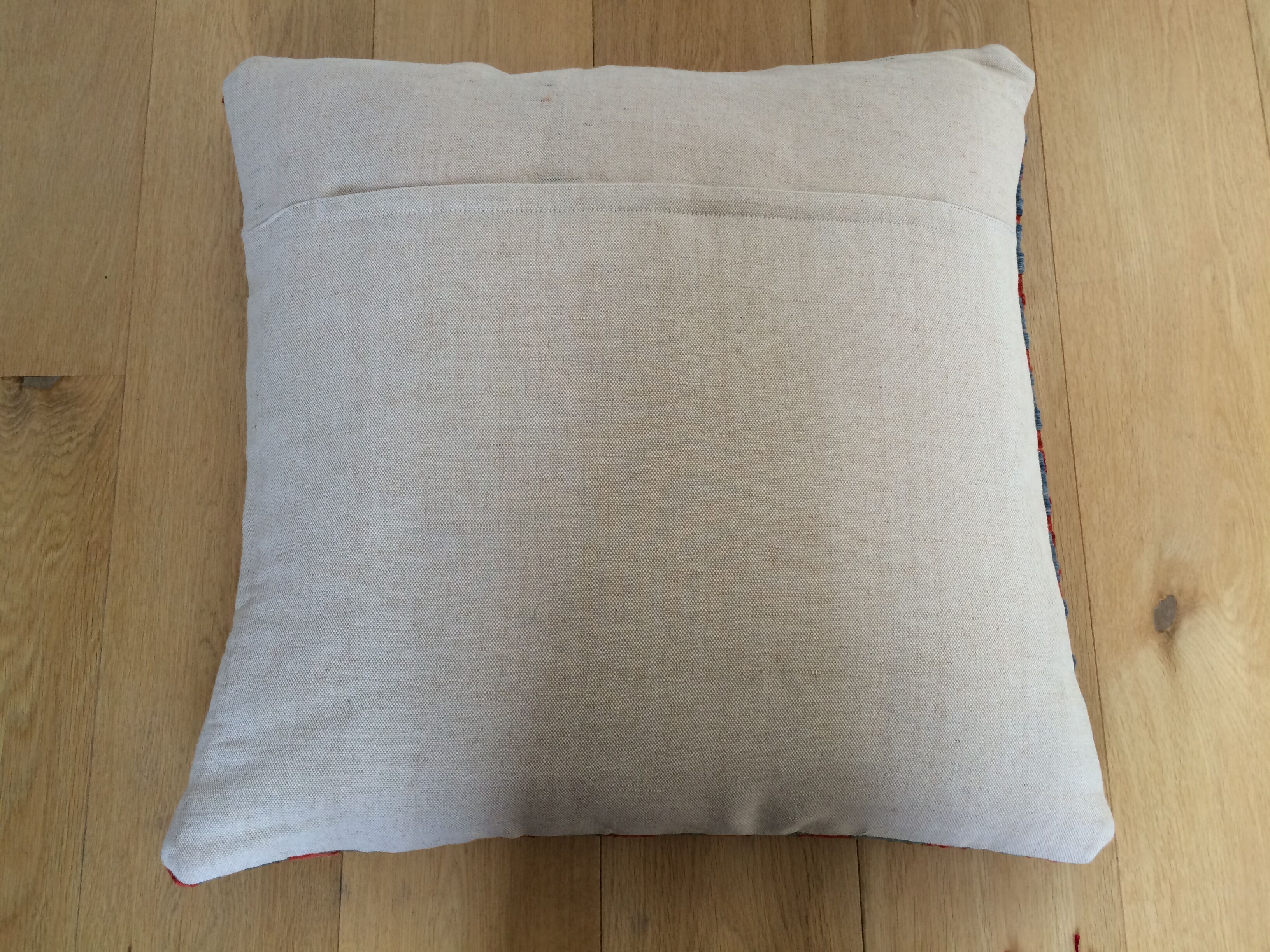 Cushion kilim (geometric design)