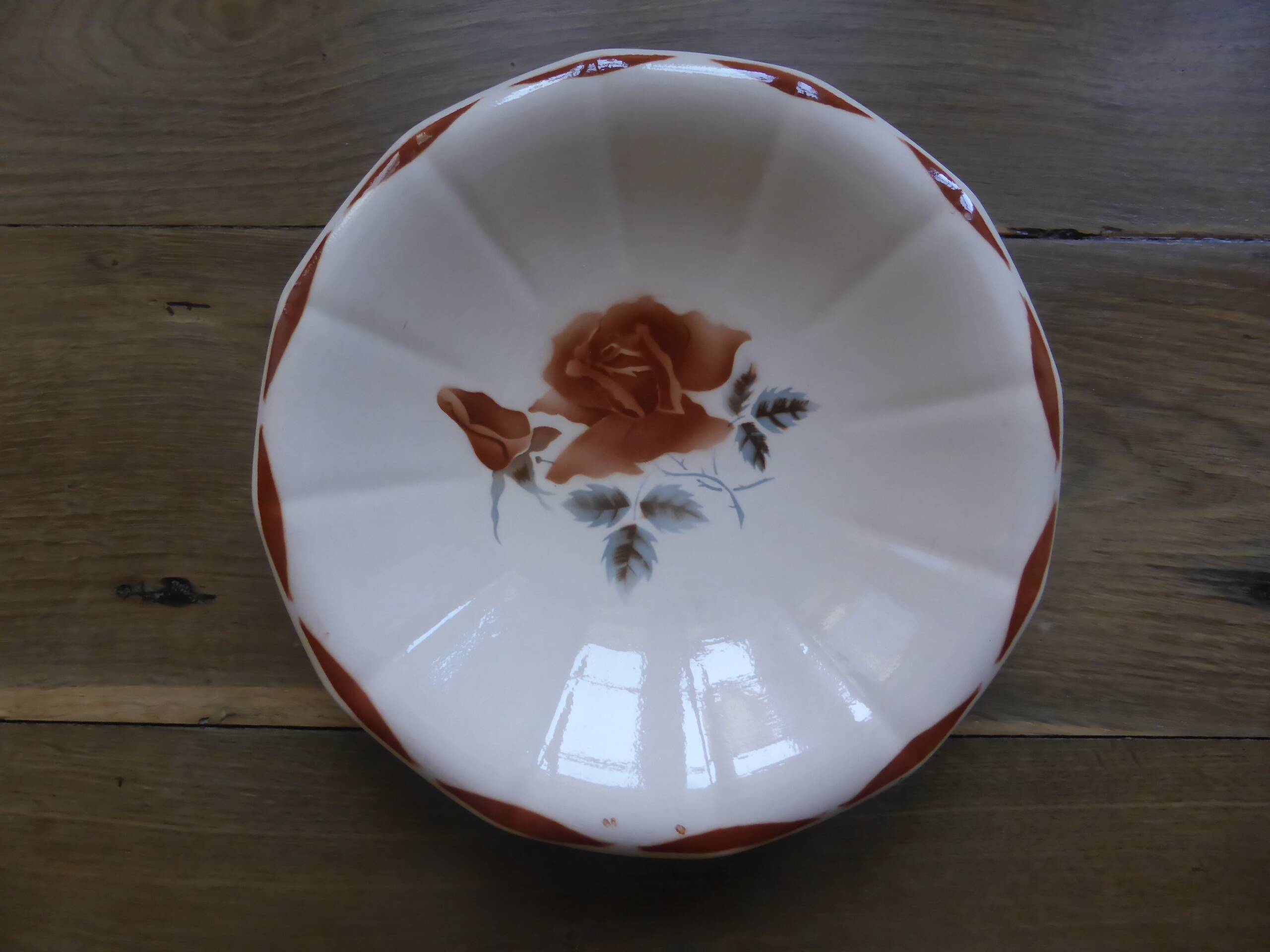 Round calotte dish Digoin Sarreguemines 200850