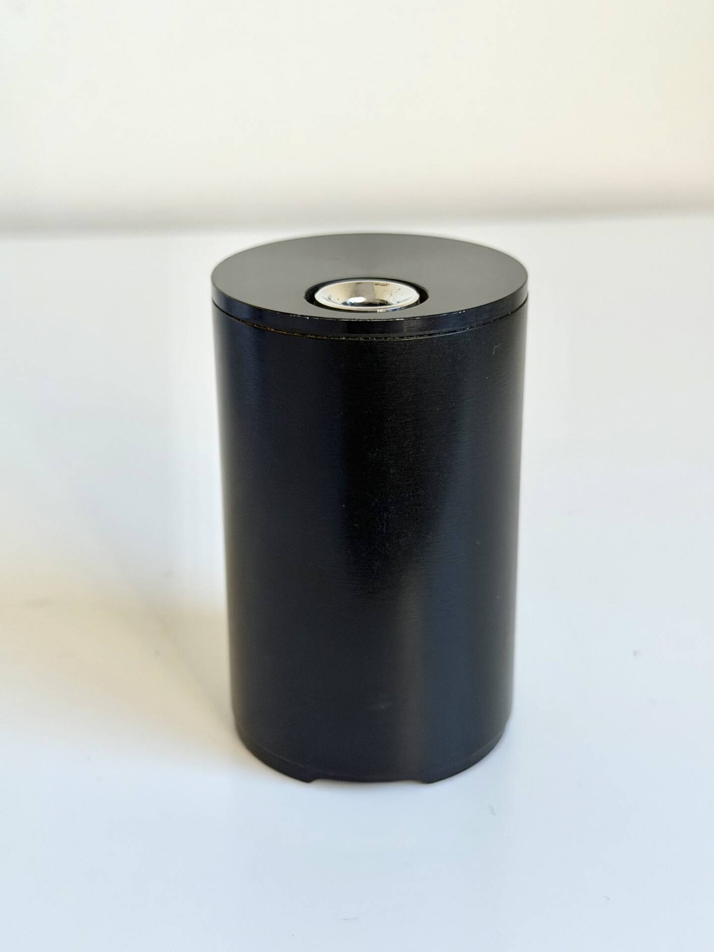 Black Metal Table lighter T2 AM designed by Dieter Rams for BRAUN AG V