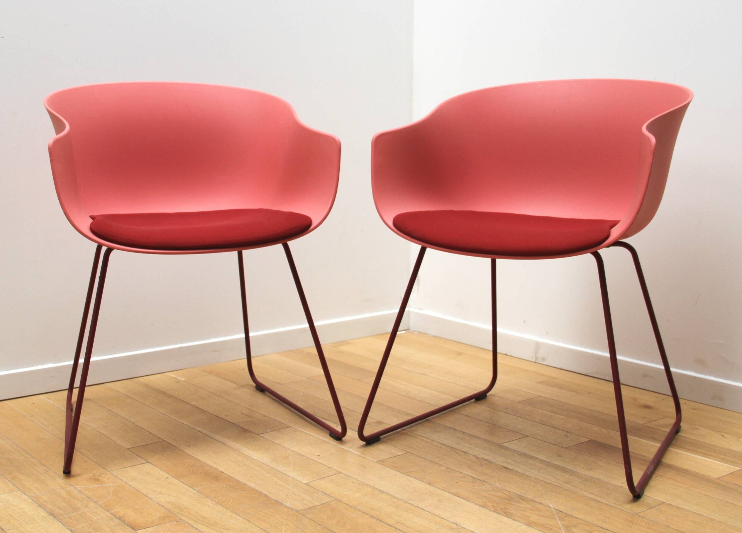 Bai designer chair, Onderrata