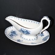 Sarreguemines U&C Flore sauce boat in earthenware with blue flowers