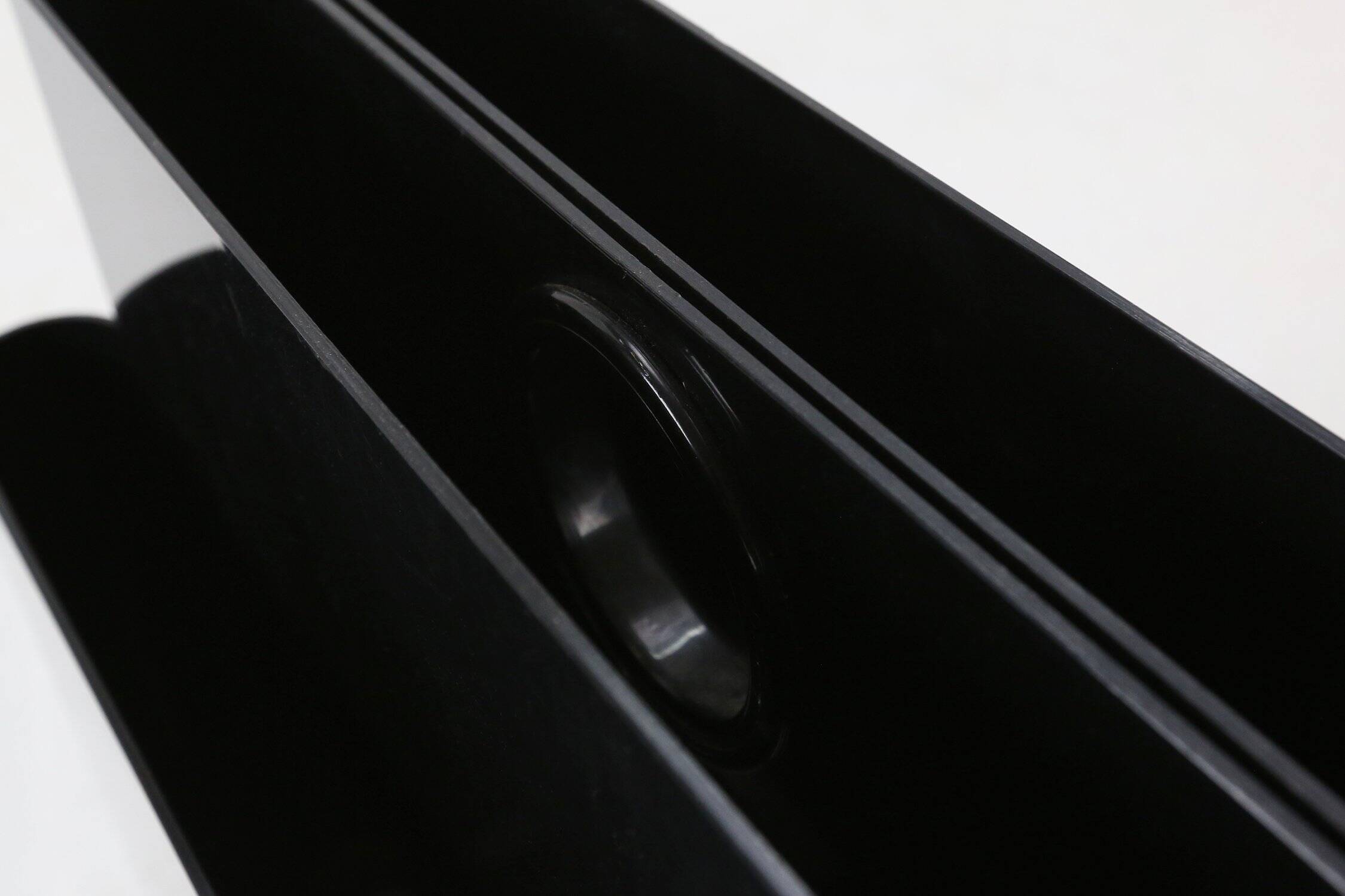 Iconic black magazine rack 4676 by Giotto Stoppino for Kartel, Italy 1970s