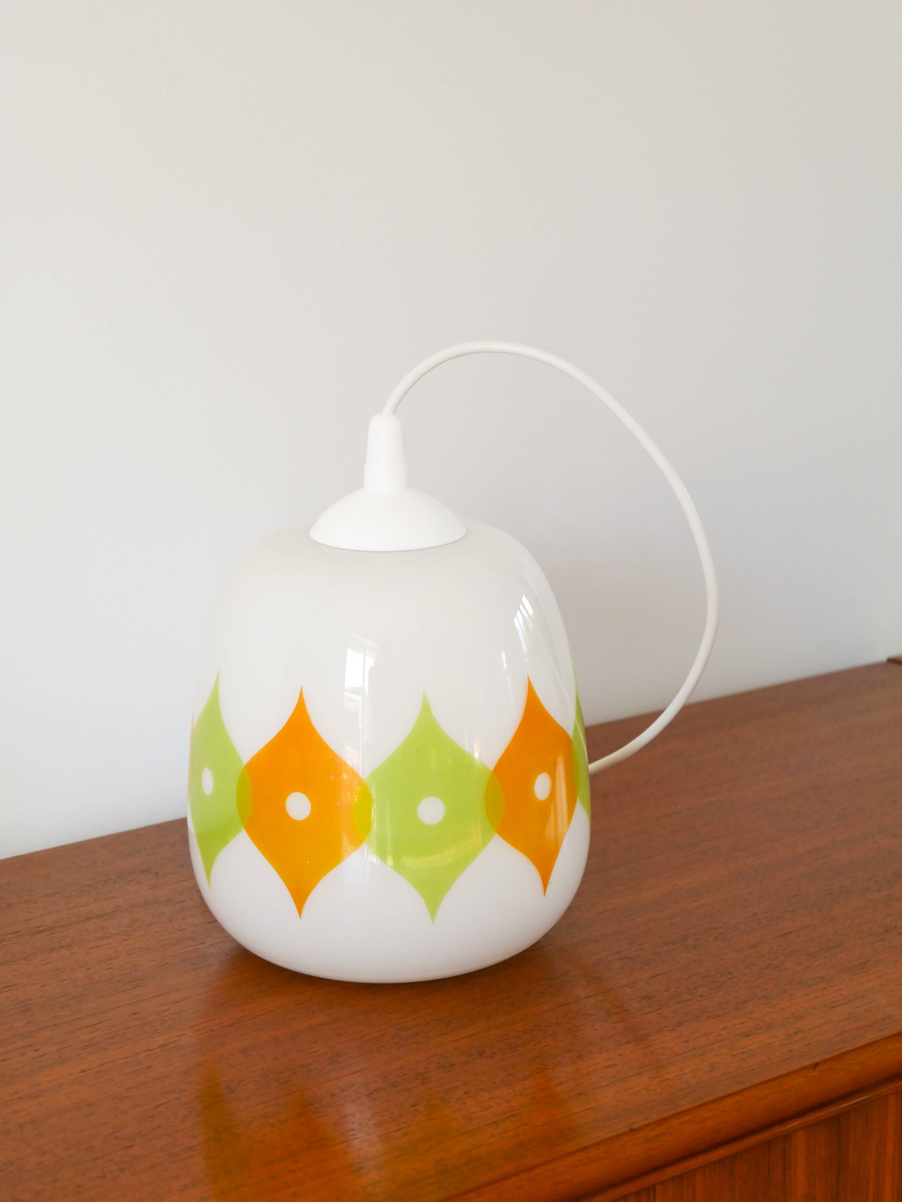 Suspension globe en opaline, à motifs psyché, blanc, vert et orange, 1970