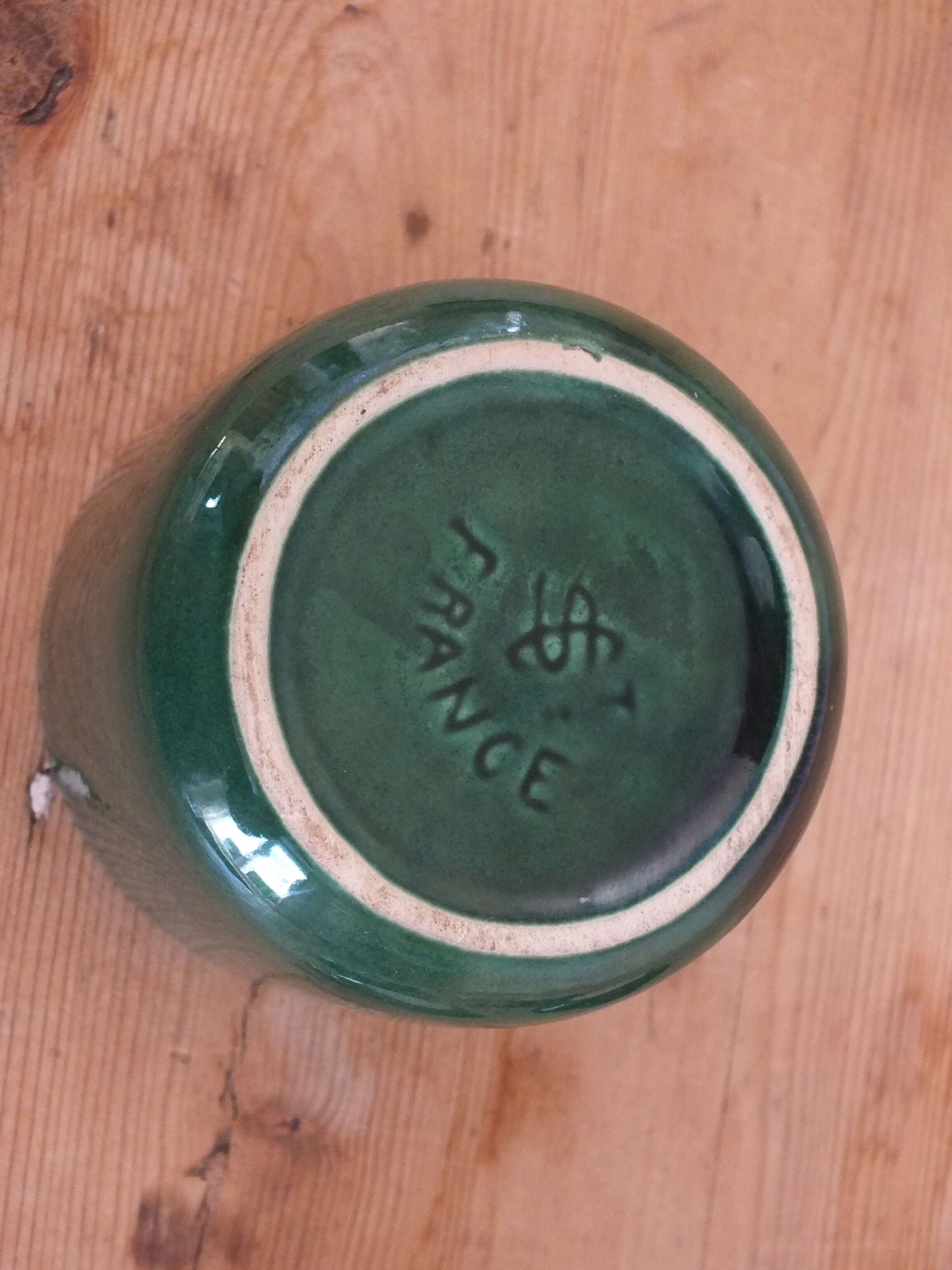 Set of 6 individual colorful vintage ashtrays in earthenware of Saint Clement