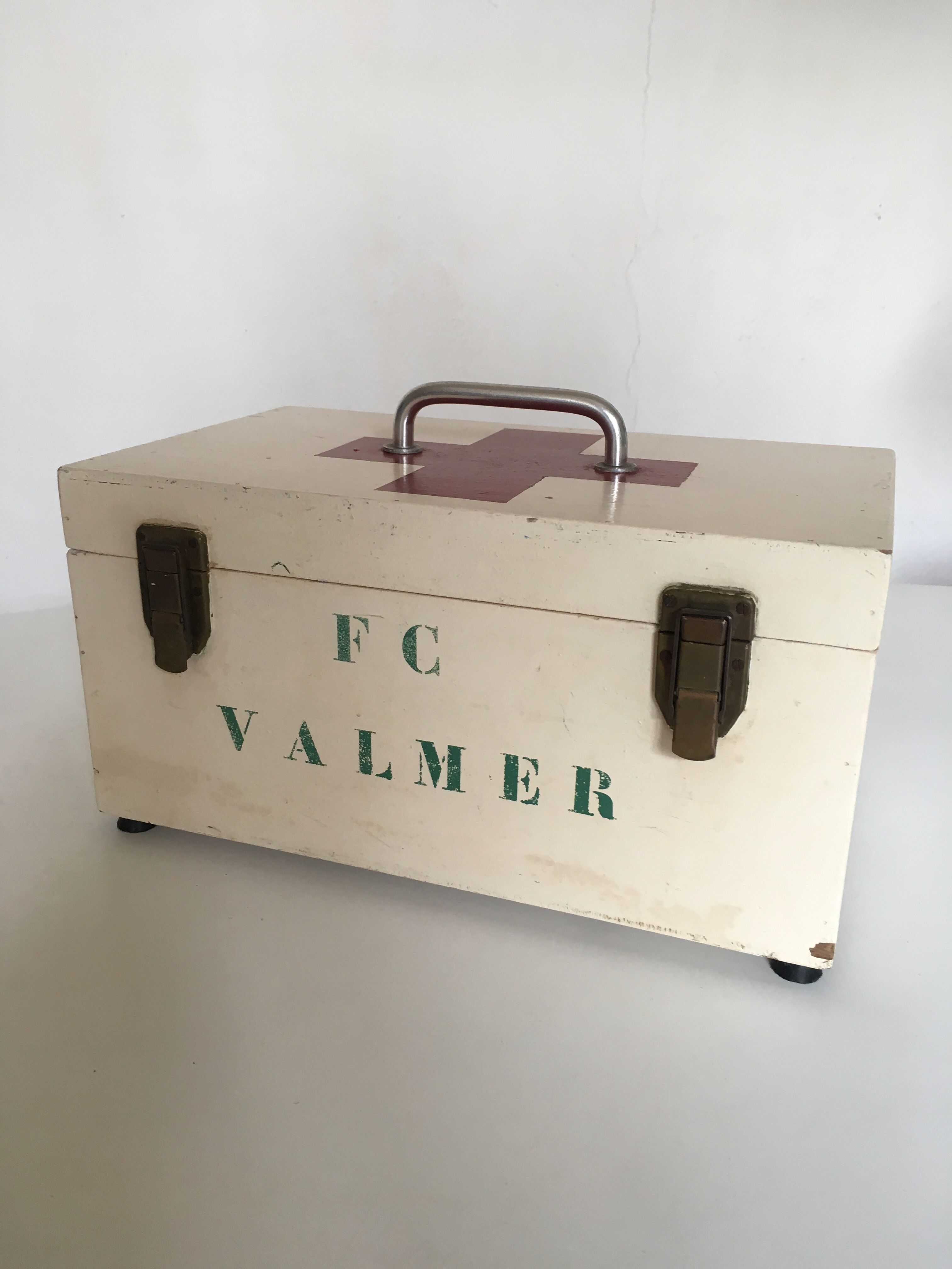 Sports pharmacy box, wooden crate 60s